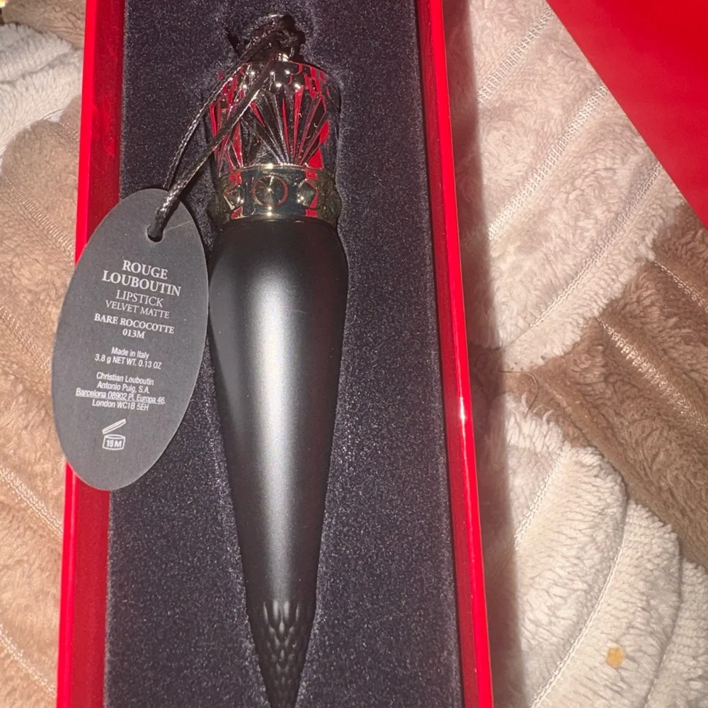 Christian Louboutin Velvet Matte Lipstick in Bare Rococotte